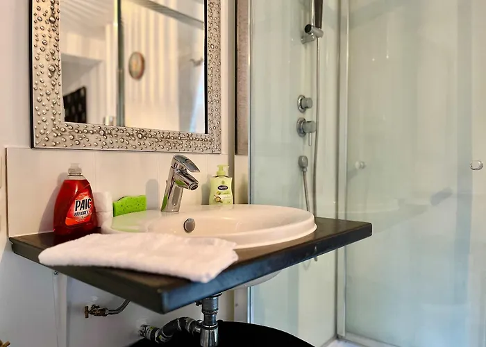 La Du Chateau - Center Of * カランタン