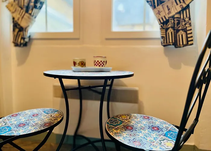 La Du Chateau - Center Of イン